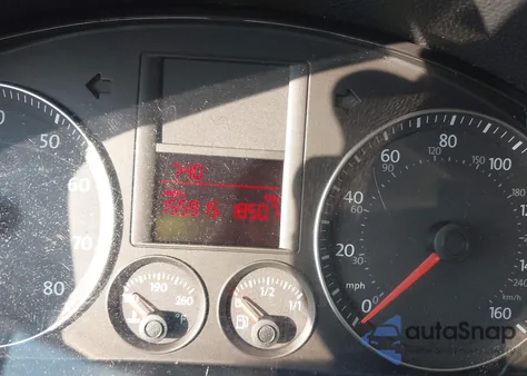 2009 Volkswagen Jetta 2.5L S from USA, damaged, VIN 3VWMM71K39M260401